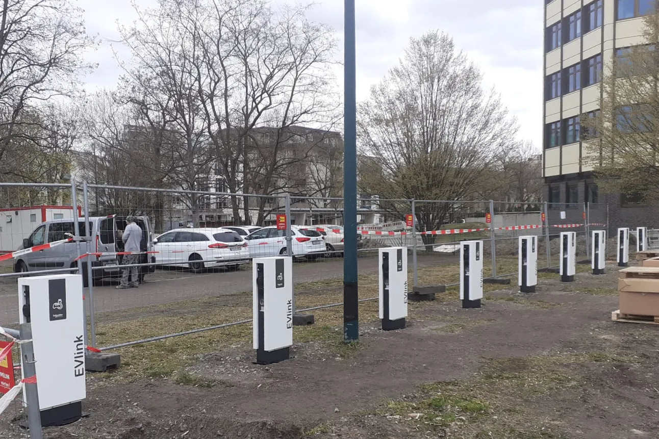 Weitere Leistungen 3 Ladesäulen & Ladeinfrastruktur